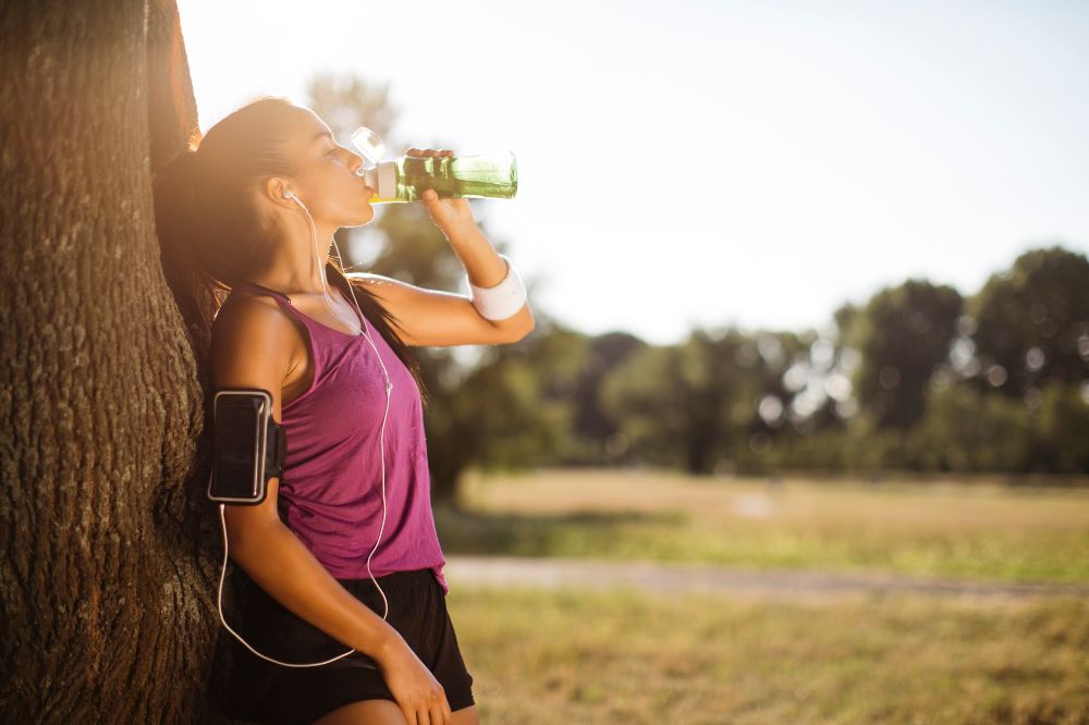 How To Stay Hydrated During Runs - Oskar Shoes